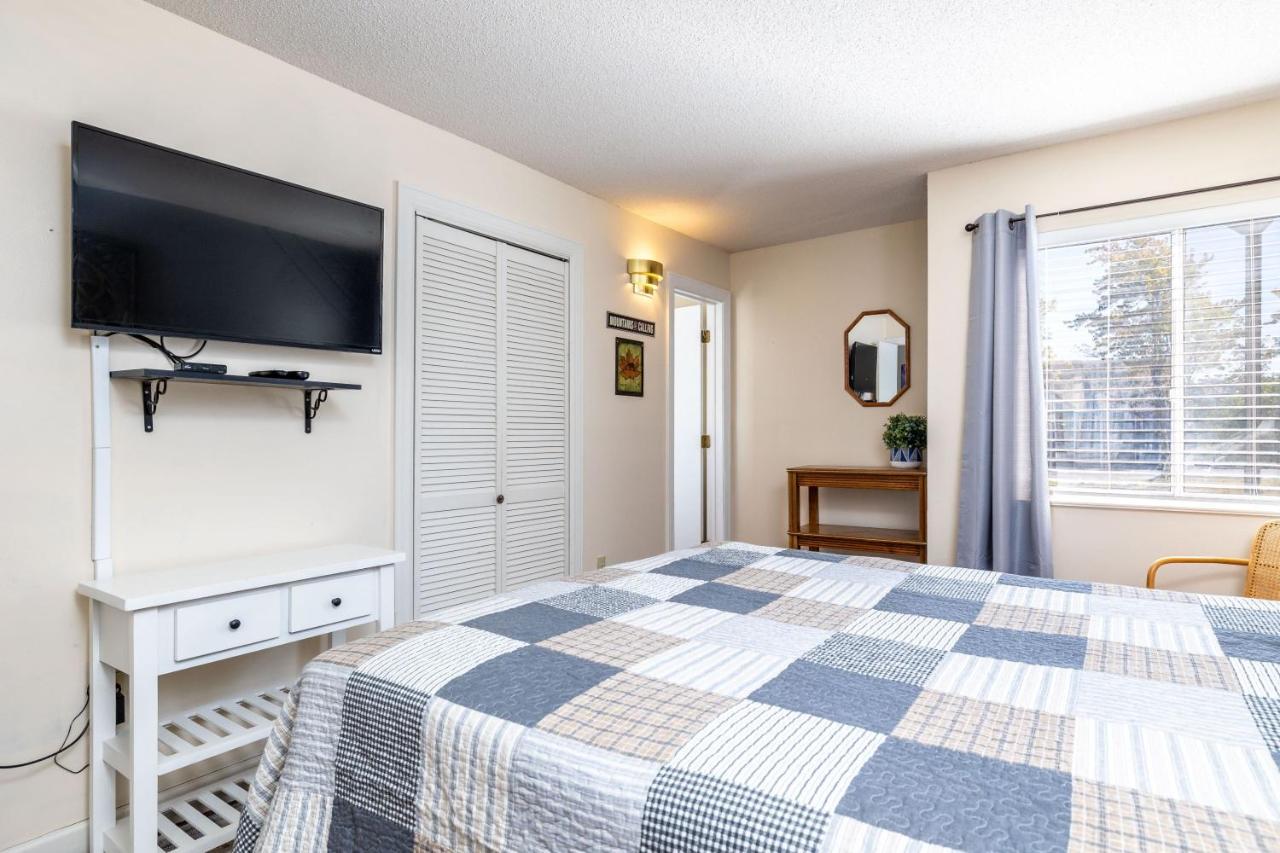 Wow Views!!-Mountain Escape-Outdoor Pool-Close To Downtown-Wifi-Cable-Private Balcony Gatlinburg Exterior foto